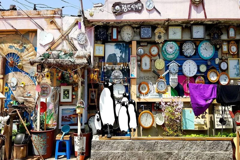 So sánh tổng chi phí du lịch Hàn Quốc tự túc và đi tour trọn gói