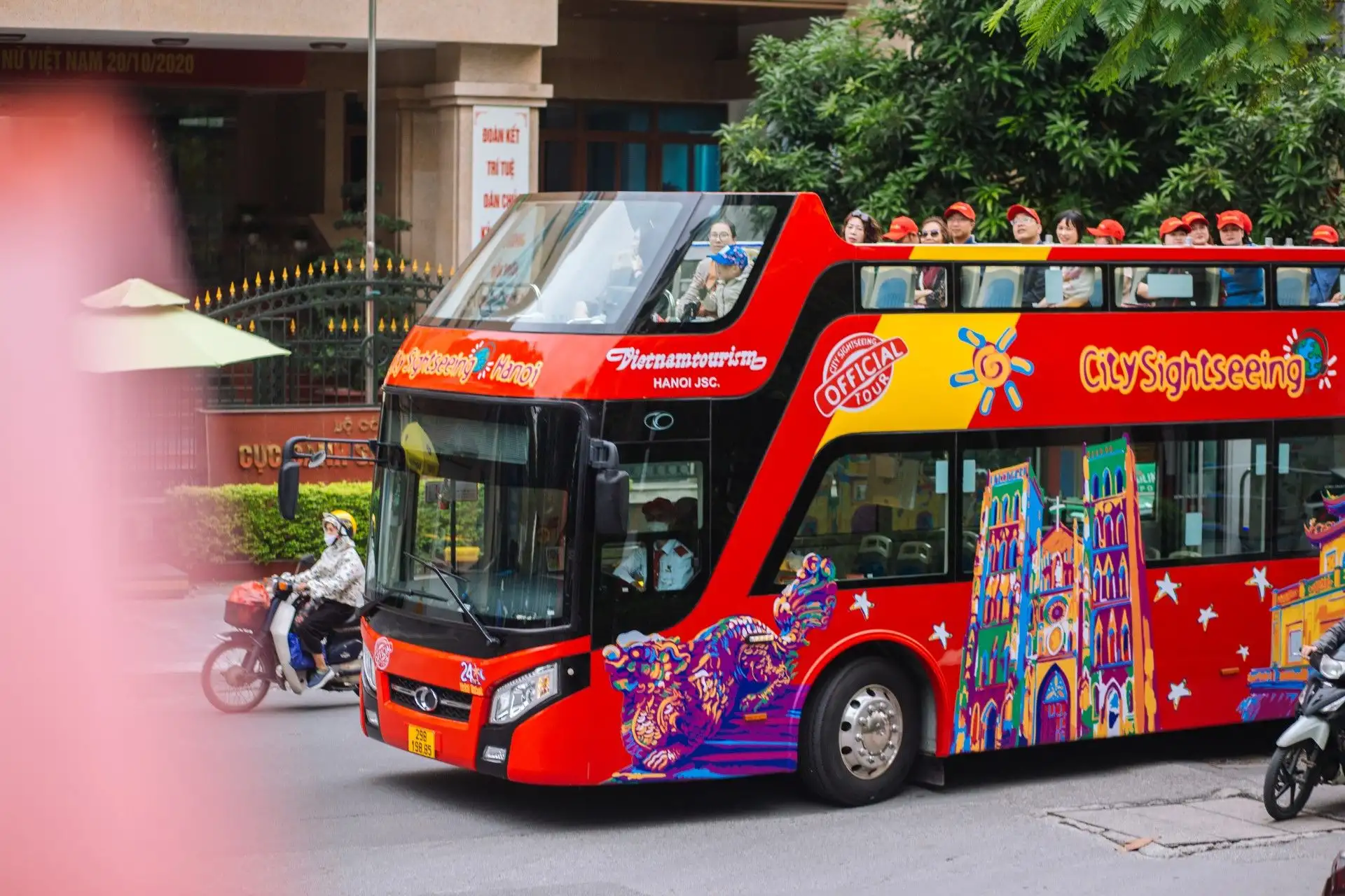 Vé 4h – Tour Ngắm Cảnh Ban Ngày Hà Nội